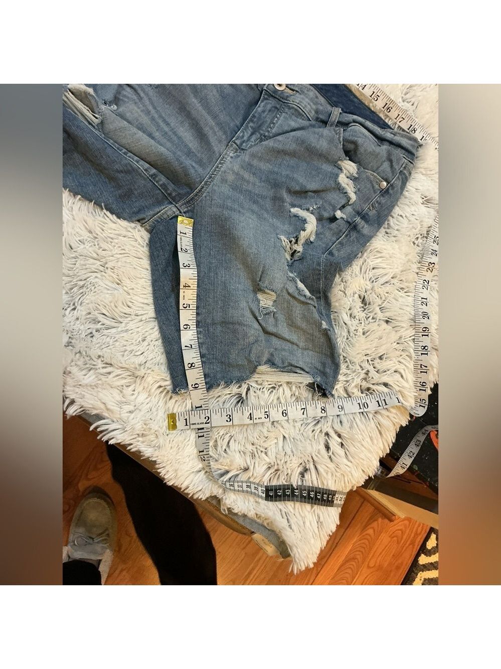 Torrid Premium Ski High Skinny Bermuda Distressed Shorts Size 16 - Picture 12 of 12